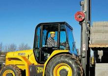 Ruwterrein-heftrucks JCB 930