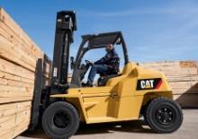 Dieselheftrucks Caterpillar DP100N
