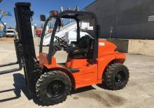Ruwterrein-heftrucks Mast Explorer H 25 D