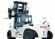 Ruwterrein-heftrucks TCM FD300-3