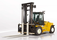 Ruwterrein-heftrucks Yale GDP230DF