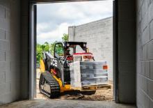 Schrankladers JCB 215T