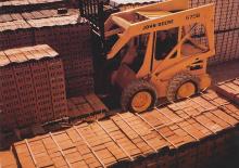 Schrankladers John Deere Construction 675B