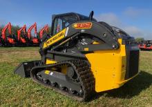 Schrankladers New Holland C332 