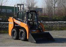 Schrankladers Case SR130B
