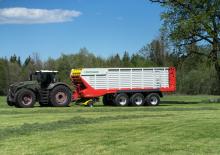 Silagewagens Pöttinger Jumbo 7540