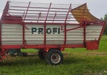 Silagewagens Pöttinger Ladeprofi 2