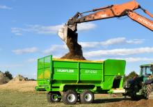 Silagewagens Hustler SF1250
