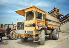 Stortwagen met achterwaartse kanteling Volvo 425C
