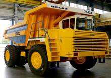 Stortwagen met achterwaartse kanteling Belaz 7547