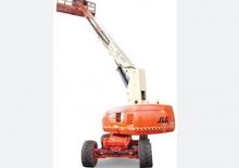 Telescoophoogwerkers op wielen JLG 680S
