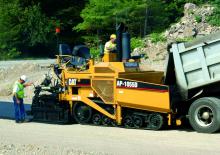 Track-asfalteermachines Caterpillar AP1055D