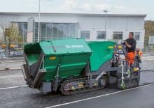 Track-asfalteermachines Vögele Super 700