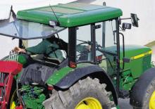 Tractoren met tweewielaandrijving John Deere 5500 N