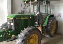 Tractoren met tweewielaandrijving John Deere 6205