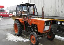 Tractoren met tweewielaandrijving UTB Universal U 260