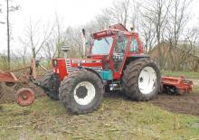 Tractoren met vierwielaandrijving Fiatagri 100-90