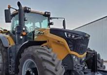 Tractoren met vierwielaandrijving Challenger 1050