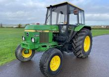 Tractoren met vierwielaandrijving John Deere 1140
