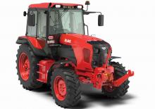 Tractoren met vierwielaandrijving Belarus 1220.4