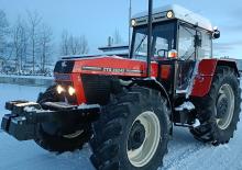 Tractoren met vierwielaandrijving ZTS 16245