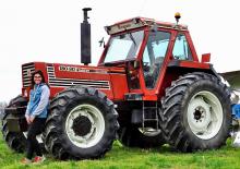 Tractoren met vierwielaandrijving Fiatagri 180-90