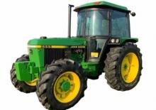 Tractoren met vierwielaandrijving John Deere 2555