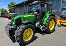 Tractoren met vierwielaandrijving John Deere 3300 Std