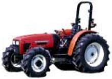 Tractoren met vierwielaandrijving Valtra 3300 V