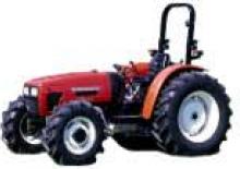 Tractoren met vierwielaandrijving Valtra 3400 V
