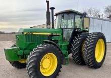 Tractoren met vierwielaandrijving John Deere 4955