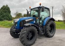 Tractoren met vierwielaandrijving Landini 5-120 Dynamic