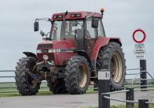 Tractoren met vierwielaandrijving Case IH 5130 S Maxxum Plus