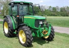 Tractoren met vierwielaandrijving John Deere 5315 Std