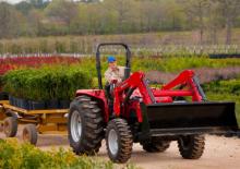 Tractoren met vierwielaandrijving Mahindra 5545