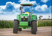 Tractoren met vierwielaandrijving John Deere 6100E