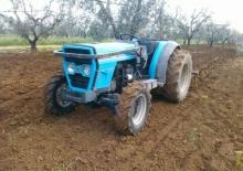 Tractoren met vierwielaandrijving Landini 6530F