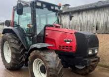 Tractoren met vierwielaandrijving Valtra 6550 HI