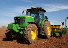 Tractoren met vierwielaandrijving John Deere 6603