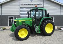 Tractoren met vierwielaandrijving John Deere 6910 S