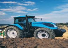 Tractoren met vierwielaandrijving Landini 7-185 Techno
