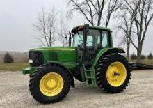Tractoren met vierwielaandrijving John Deere 7320