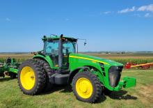 Tractoren met vierwielaandrijving John Deere 8130