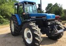 Tractoren met vierwielaandrijving Ford-NH 8340 SLE TA El. Shift