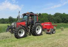 Tractoren met vierwielaandrijving Valtra 865 S-4
