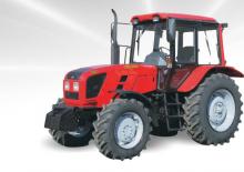 Tractoren met vierwielaandrijving Belarus 920.4
