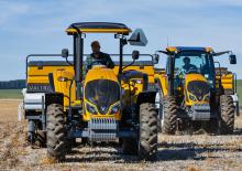 Tractoren met vierwielaandrijving Valtra A74s