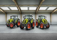 Tractoren met vierwielaandrijving Claas Arion 470