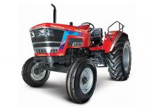 Tractoren met vierwielaandrijving Mahindra Arjun Novo 605 DI PS