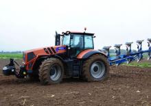 Tractoren met vierwielaandrijving Terrion ATM 7400